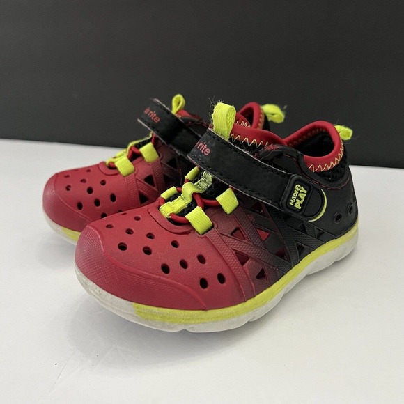 Stride Rite Made 2 Play Phibian Sneakers Red Black Hook Loop Water Rubber Shoe 5 - Picture 1 of 11